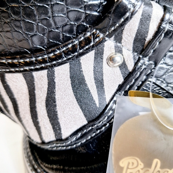 Y2K Apple Bottoms brand" Apples in Animal Print" The Doris Satchel Purse. - Picture 3 of 12